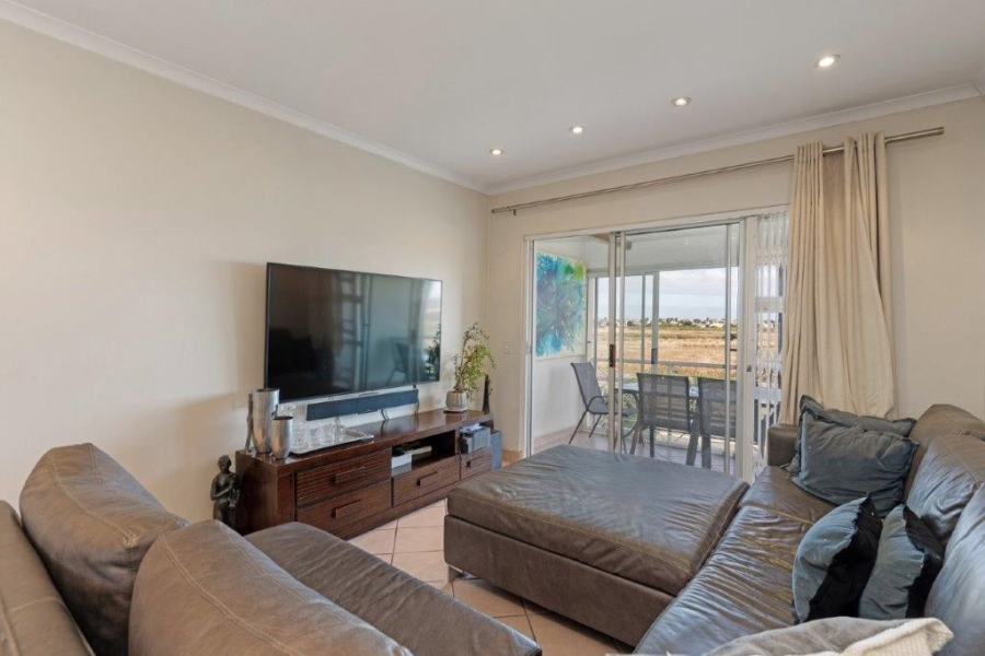 2 Bedroom Property for Sale in Milnerton Western Cape